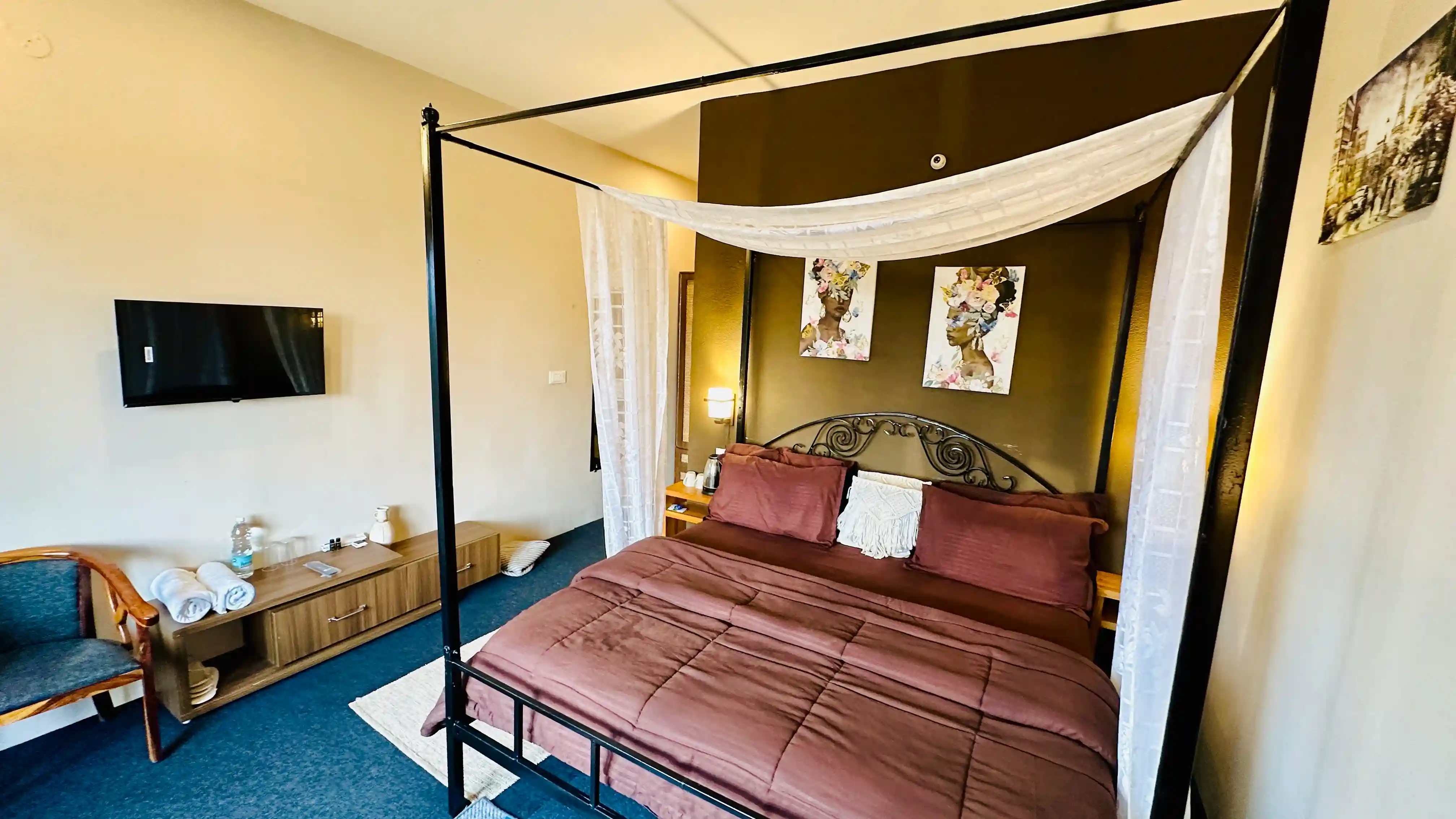 Premium Room with Shared Balcony